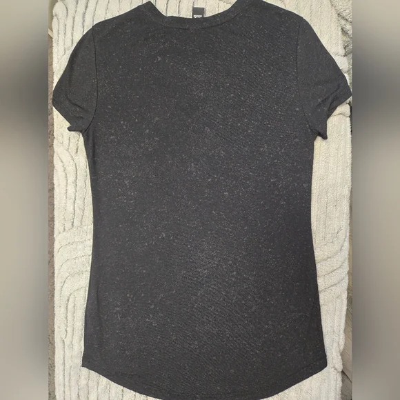 Adidas Women's Black Speckled V-Neck T-Shirt Size Small NWOT - Picture 3 of 4